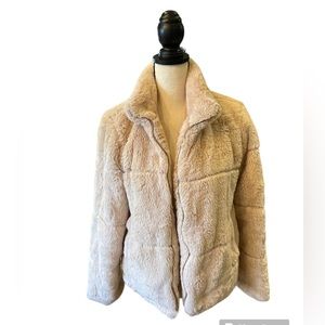 Bláshe Faux Fur Jacket Size L